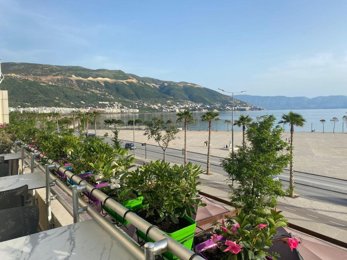 Veranda Boutique Hotel Vlore Bagian luar foto