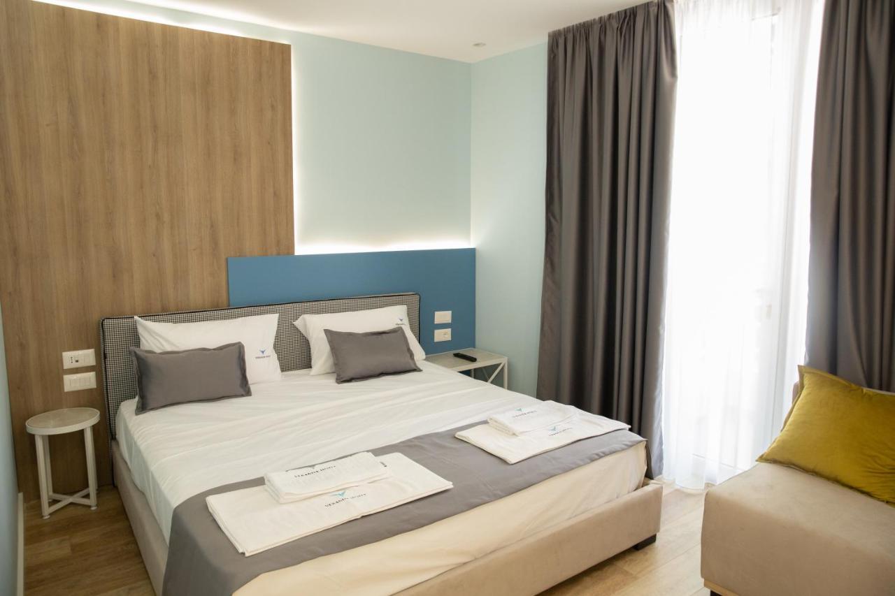 Veranda Boutique Hotel Vlore Bagian luar foto