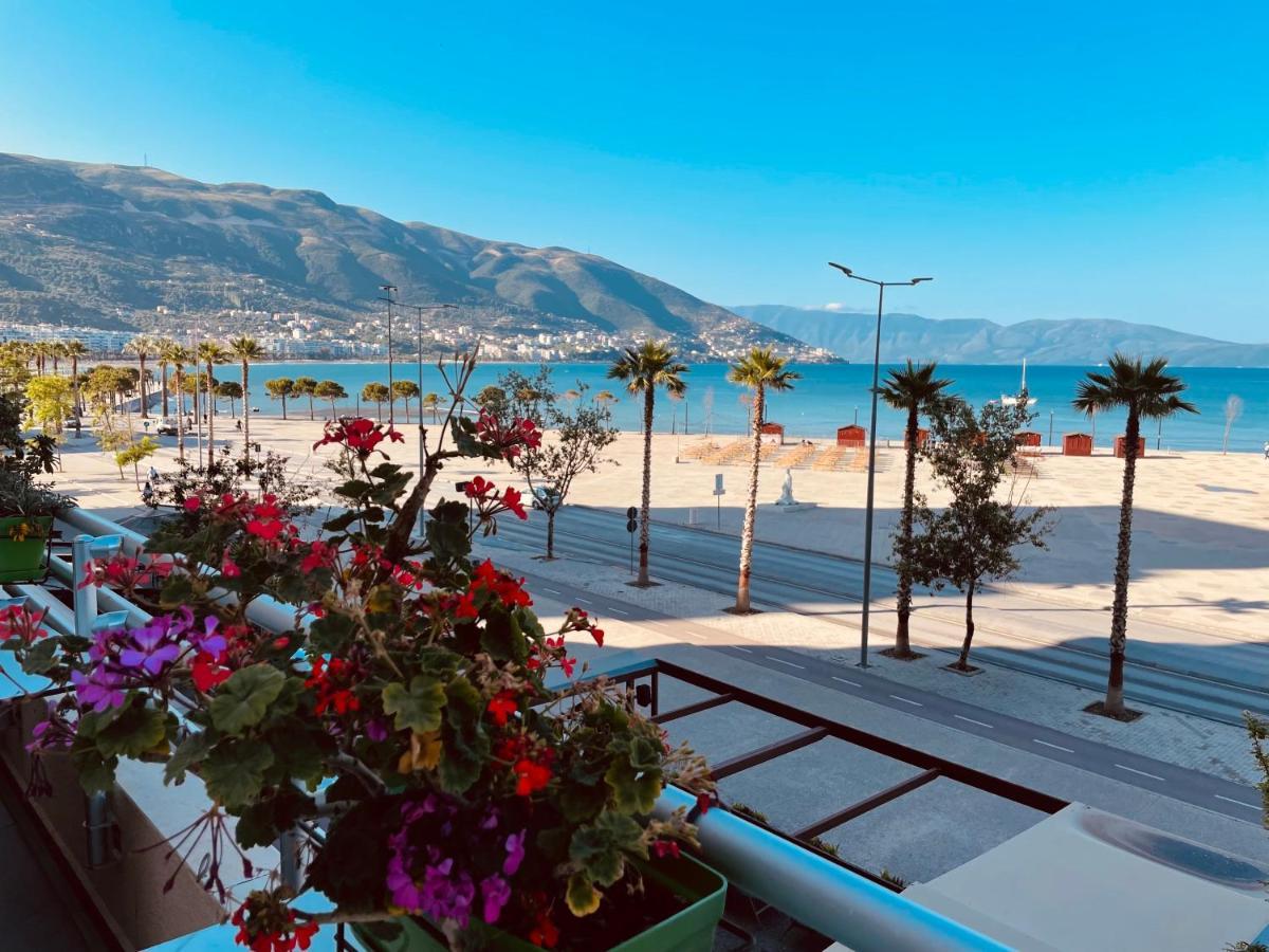 Veranda Boutique Hotel Vlore Bagian luar foto